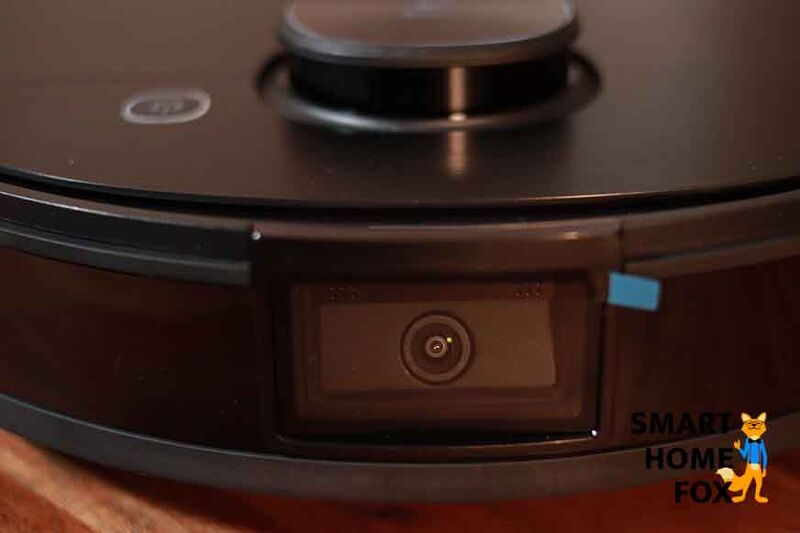 Frontkamera des Ecovacs Deebot T9 AIVI in der Nahansicht